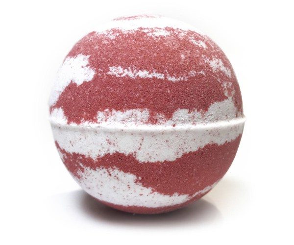 Nikki Stikki Botanicals – CBD Bath Bomb – Christmas Spirit Bomb (red/green) – 300mg CBD | MMJDirect Canada