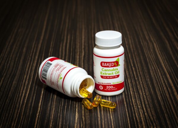 Baked Edibles – THC Extract Capsules 200mg | MMJDirect Canada