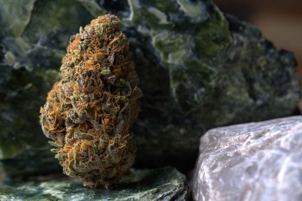 Afghan Kush Via cannabis Online Canada
